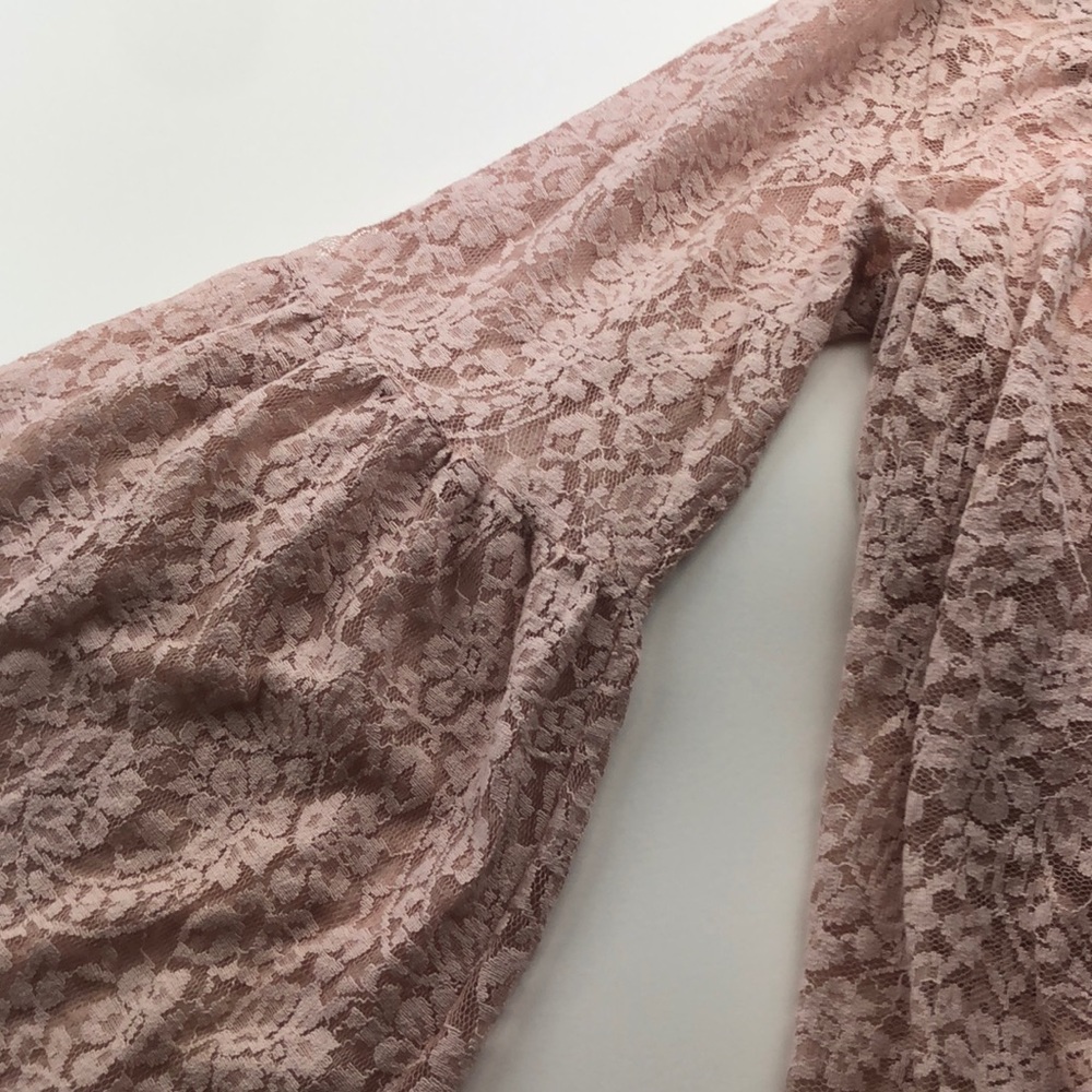 Light pink top - Picture 4 of 5